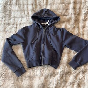New Brandy Melville cropped sweatshirt